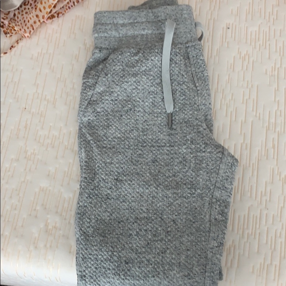 Lululemon gray joggers